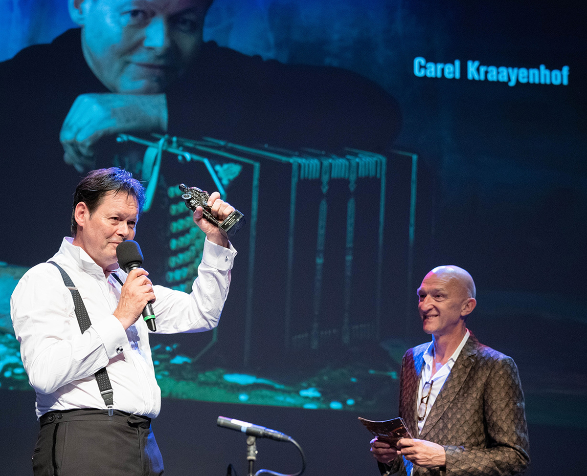 Carel Kraayenhof ontvangt de Edison Oeuvre Award